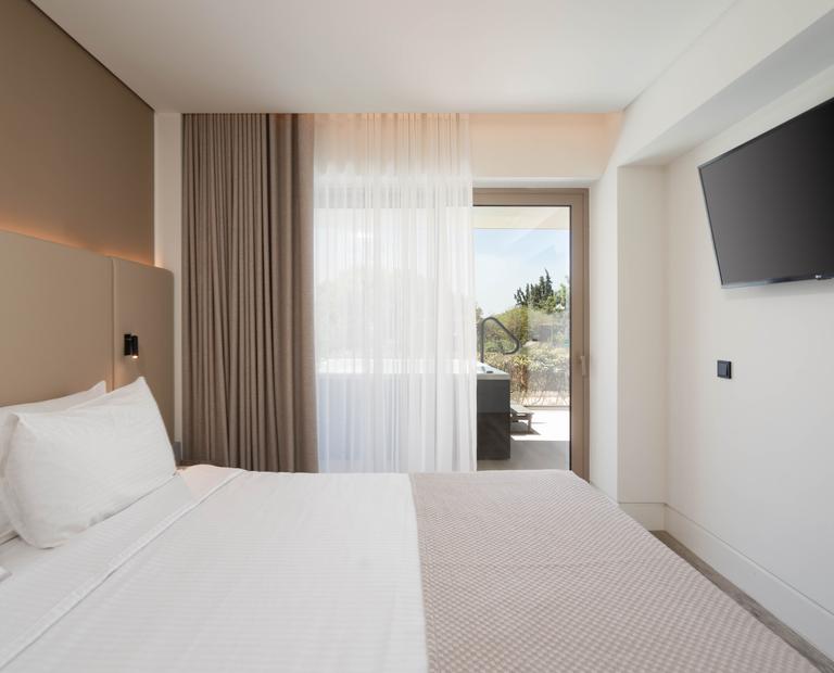 Suite Con Piscina Privata Hotel Vincci EverEden 4* Anavyssos - Atene Suite Con Piscina Privata Hotel Vincci EverEden 4* Anavyssos - Atene