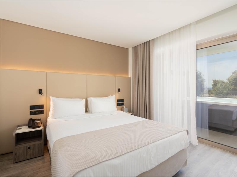 Suite Vincci EverEden 4* Anavyssos - Athen Suite Vincci EverEden 4* Anavyssos - Athen